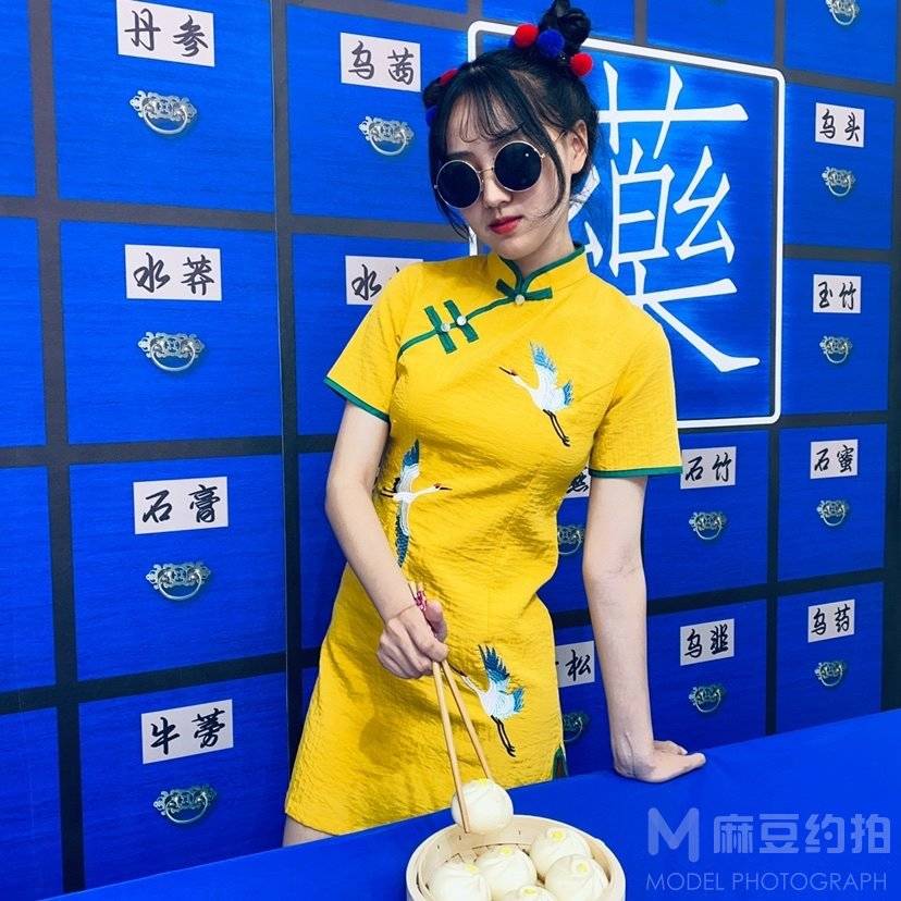民国模特