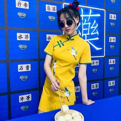 民国模特