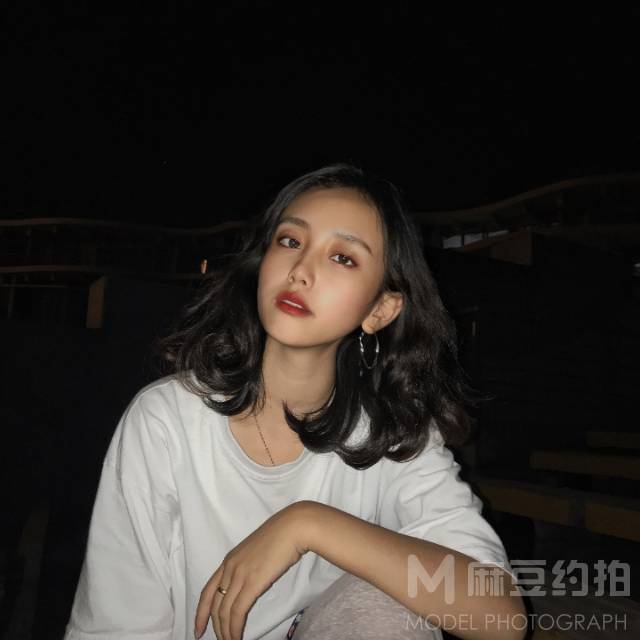 民国模特