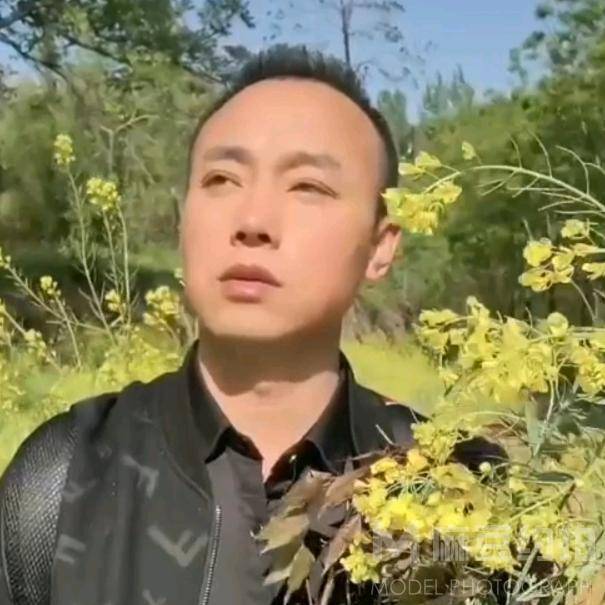 纪实模特