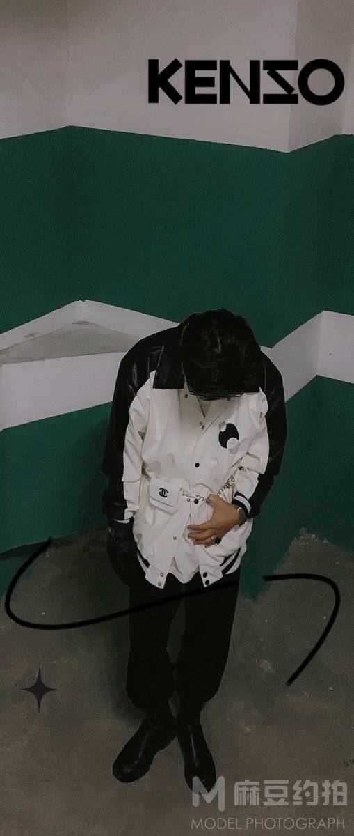 黑白模特