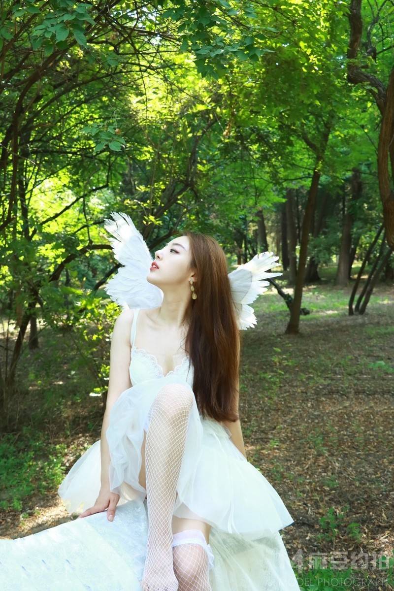 清新模特