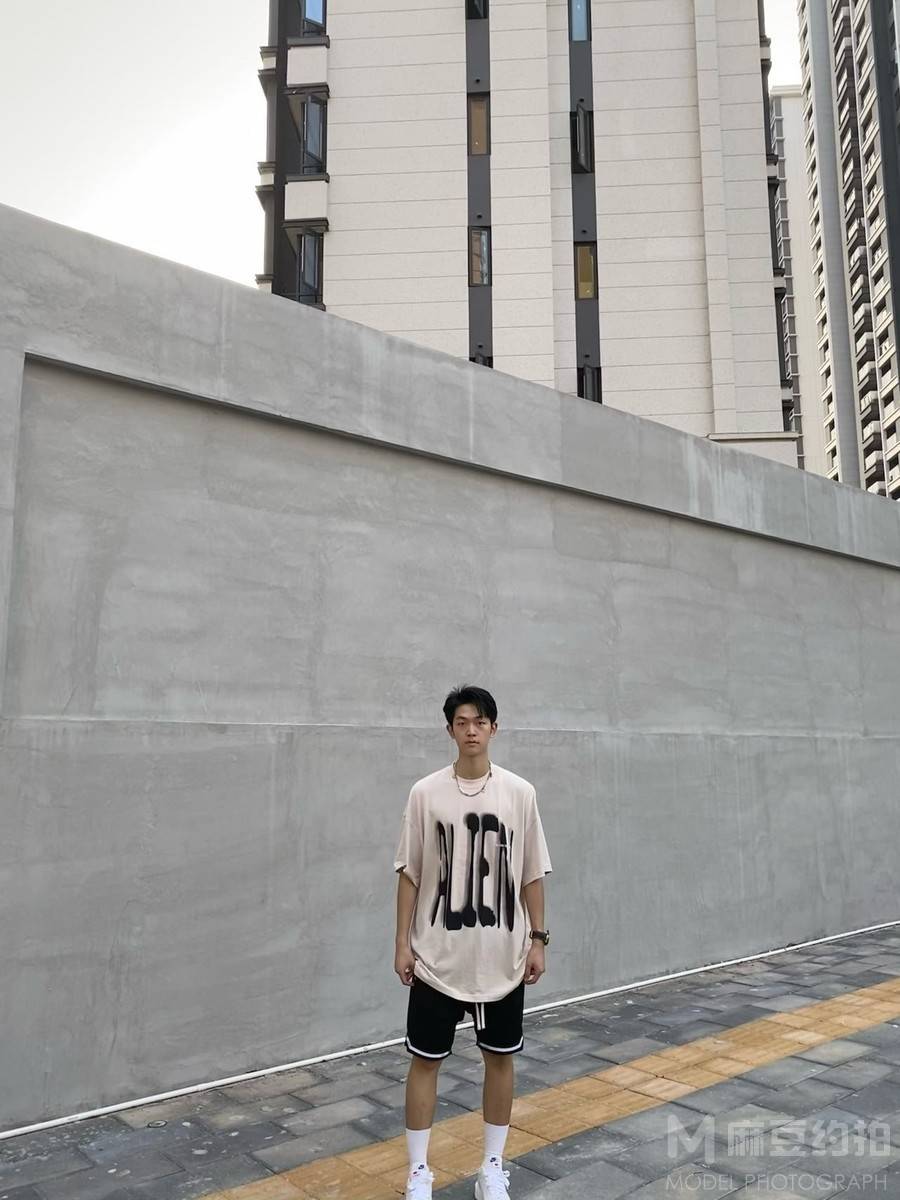 宝丽来模特