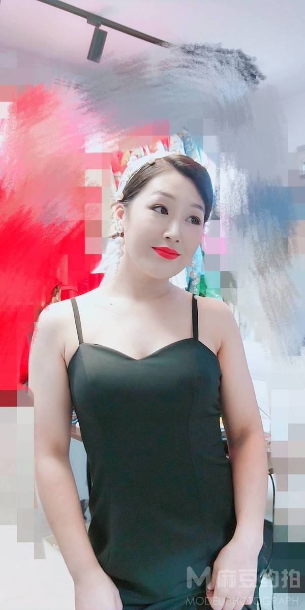 清新模特