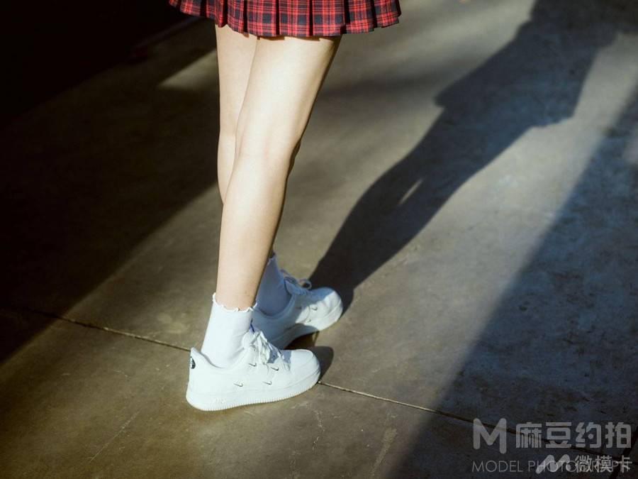胶片模特