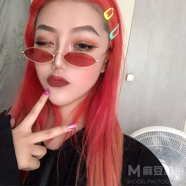 暗黑模特