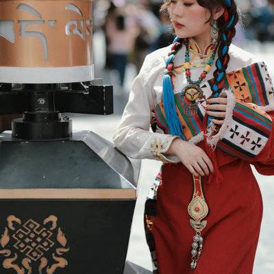 汉服模特