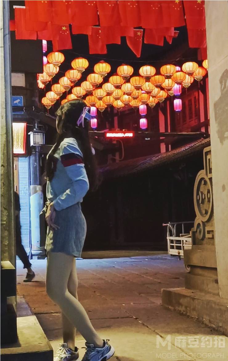 夜景模特