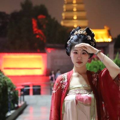 汉服模特