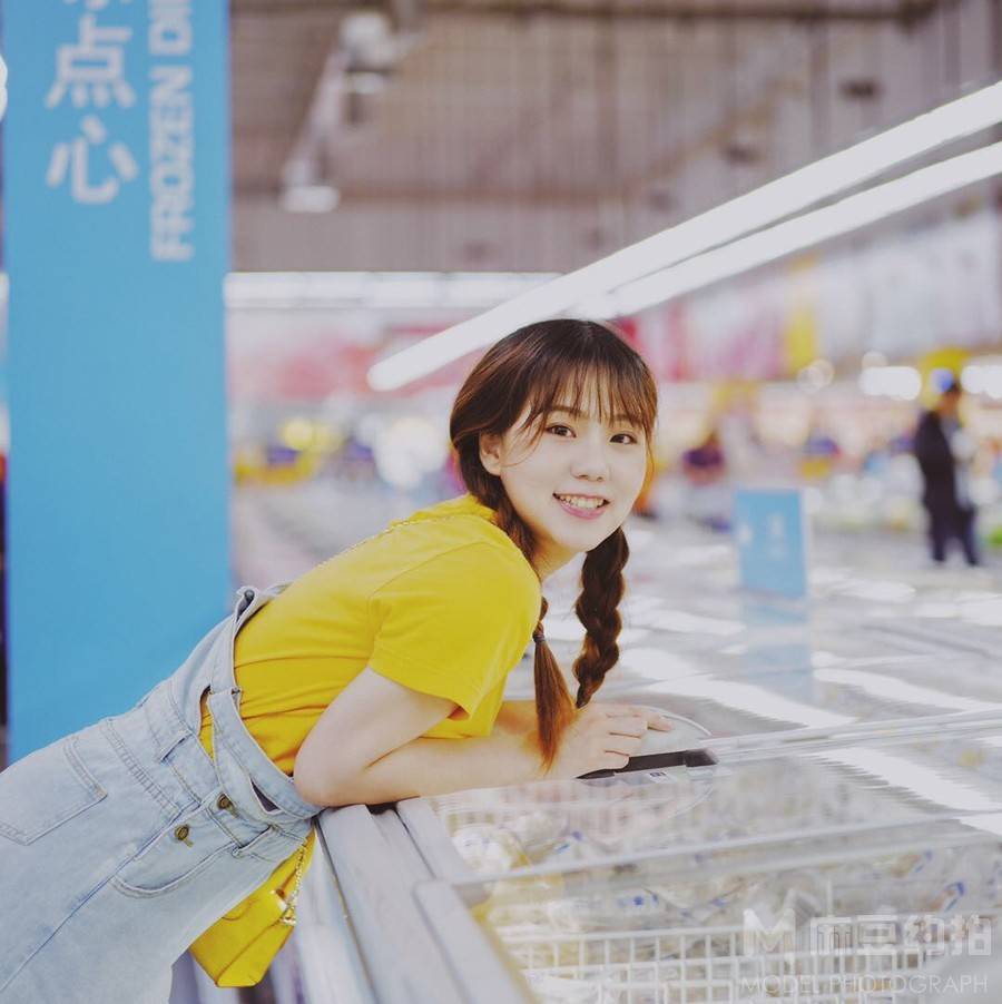 少女模特