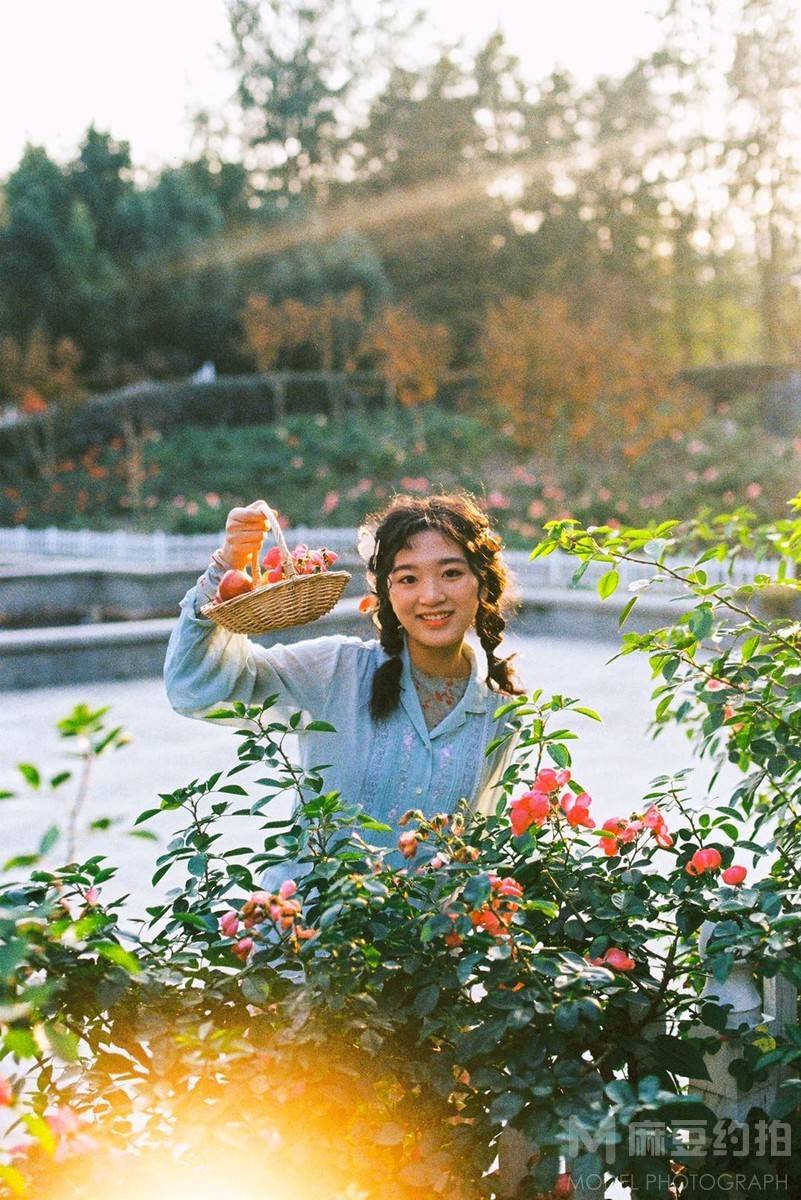 胶片模特