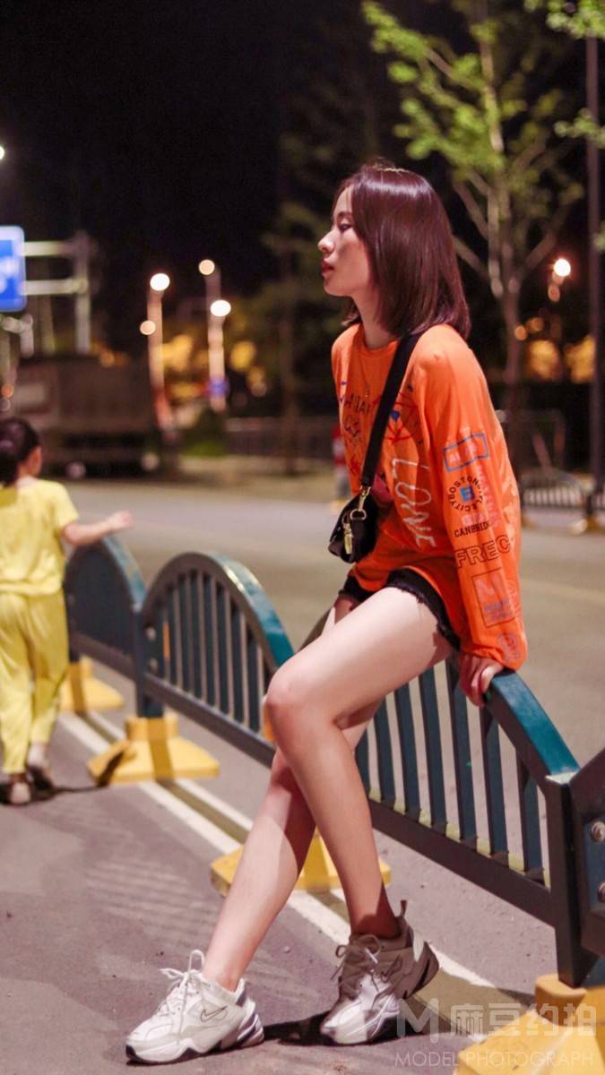 情侣模特