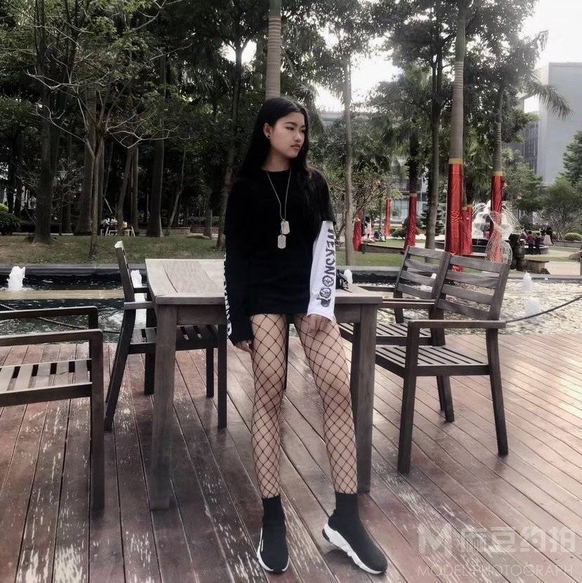 清新模特