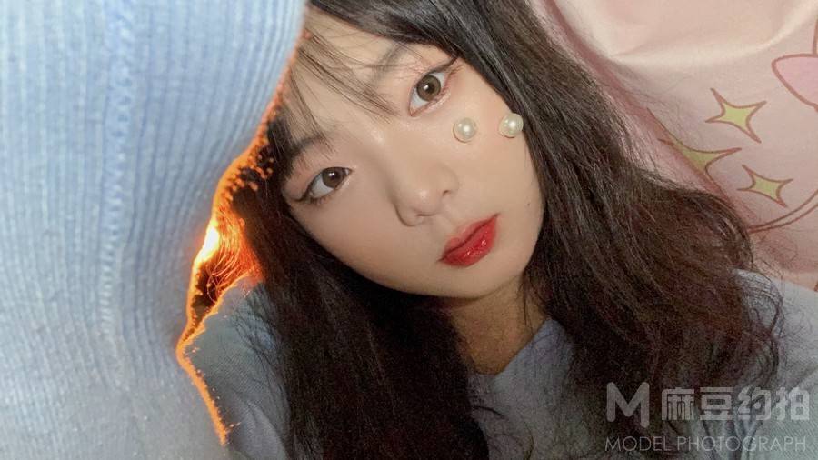 胶片模特