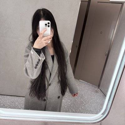 黑白模特