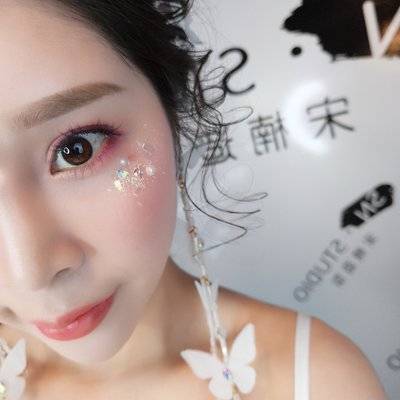 妆容模特