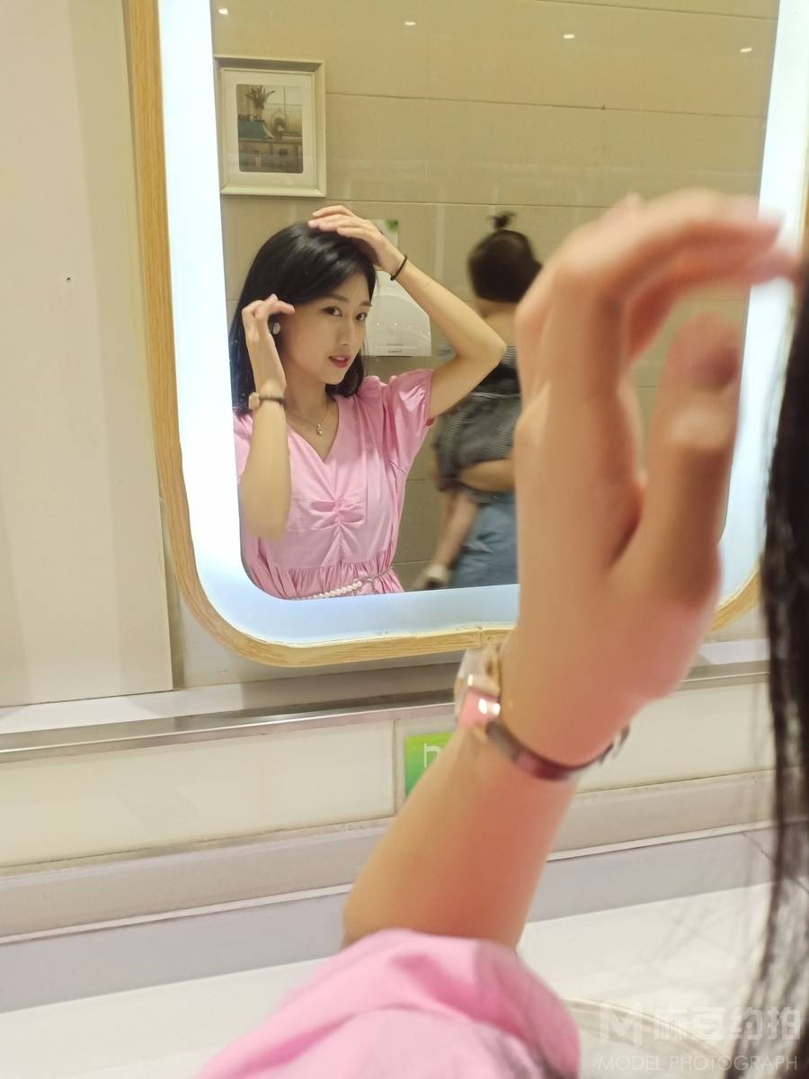 胶片模特