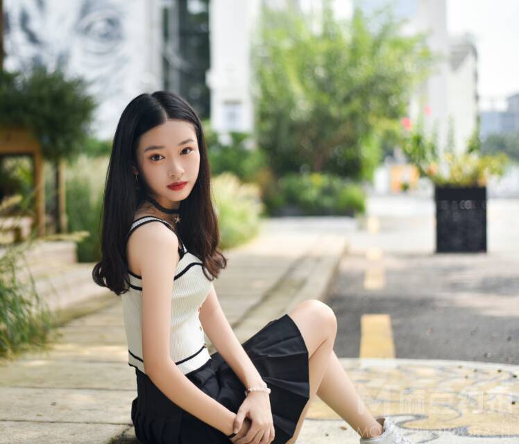 校园模特