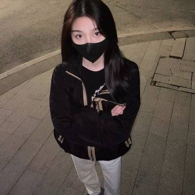 黑白模特
