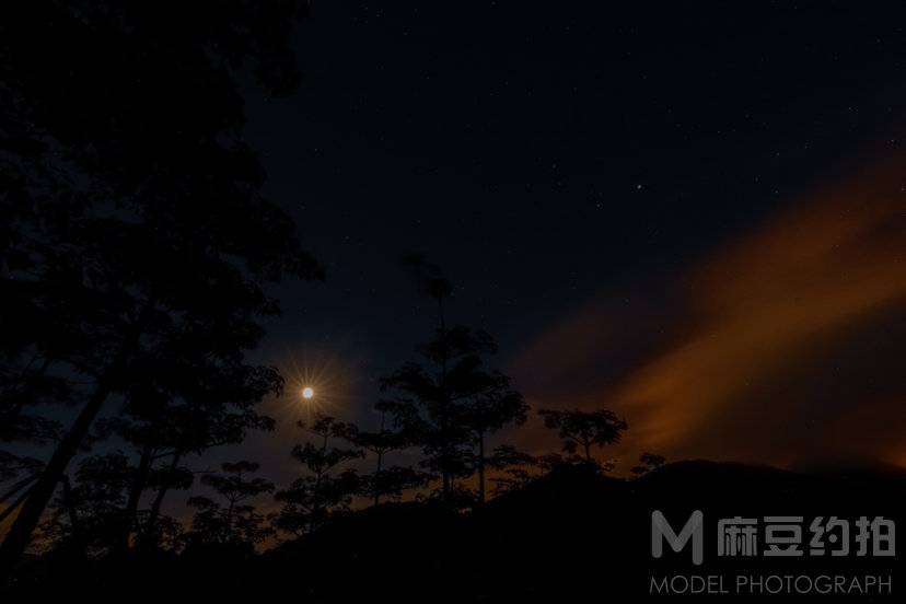 夜景模特