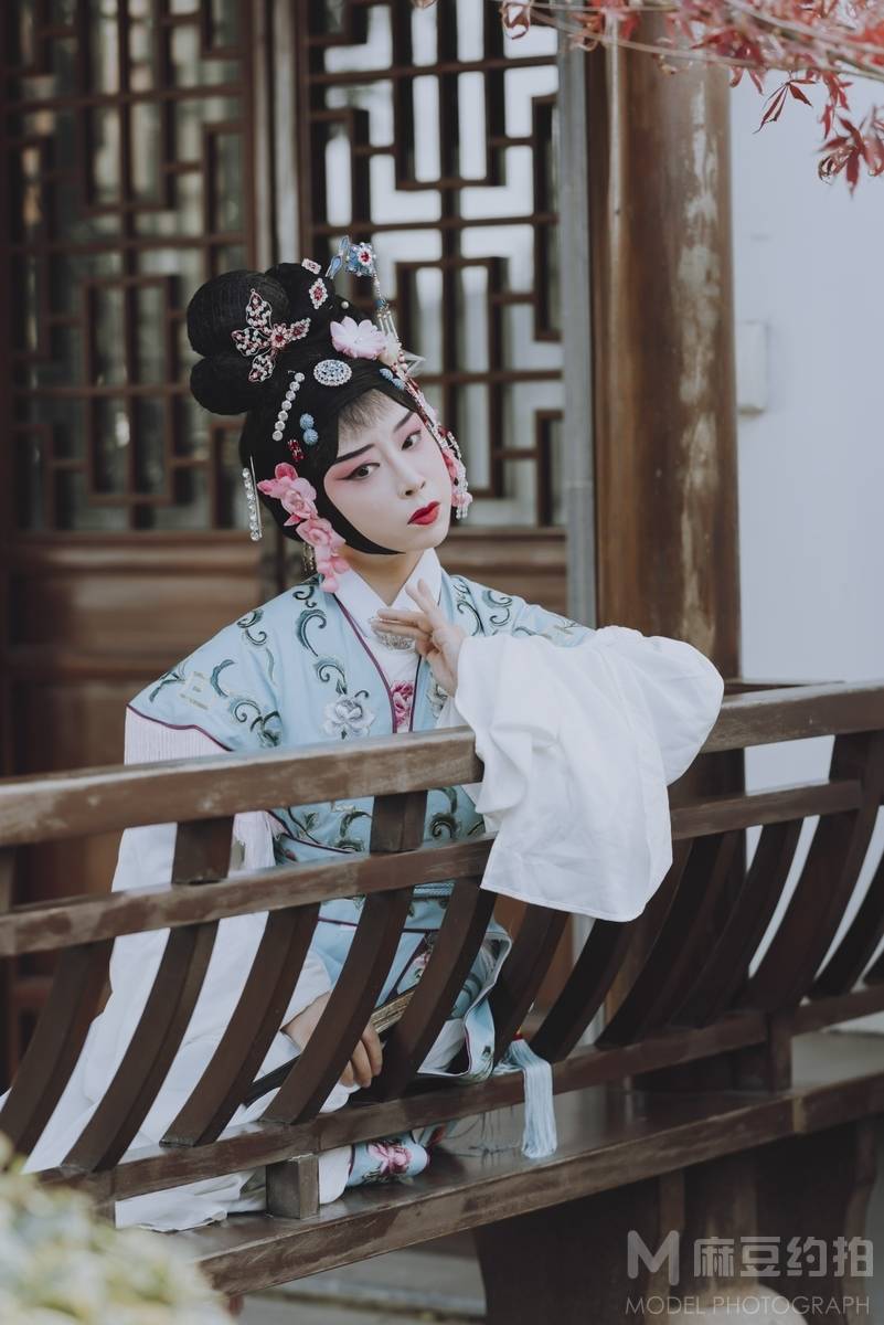 妆容模特