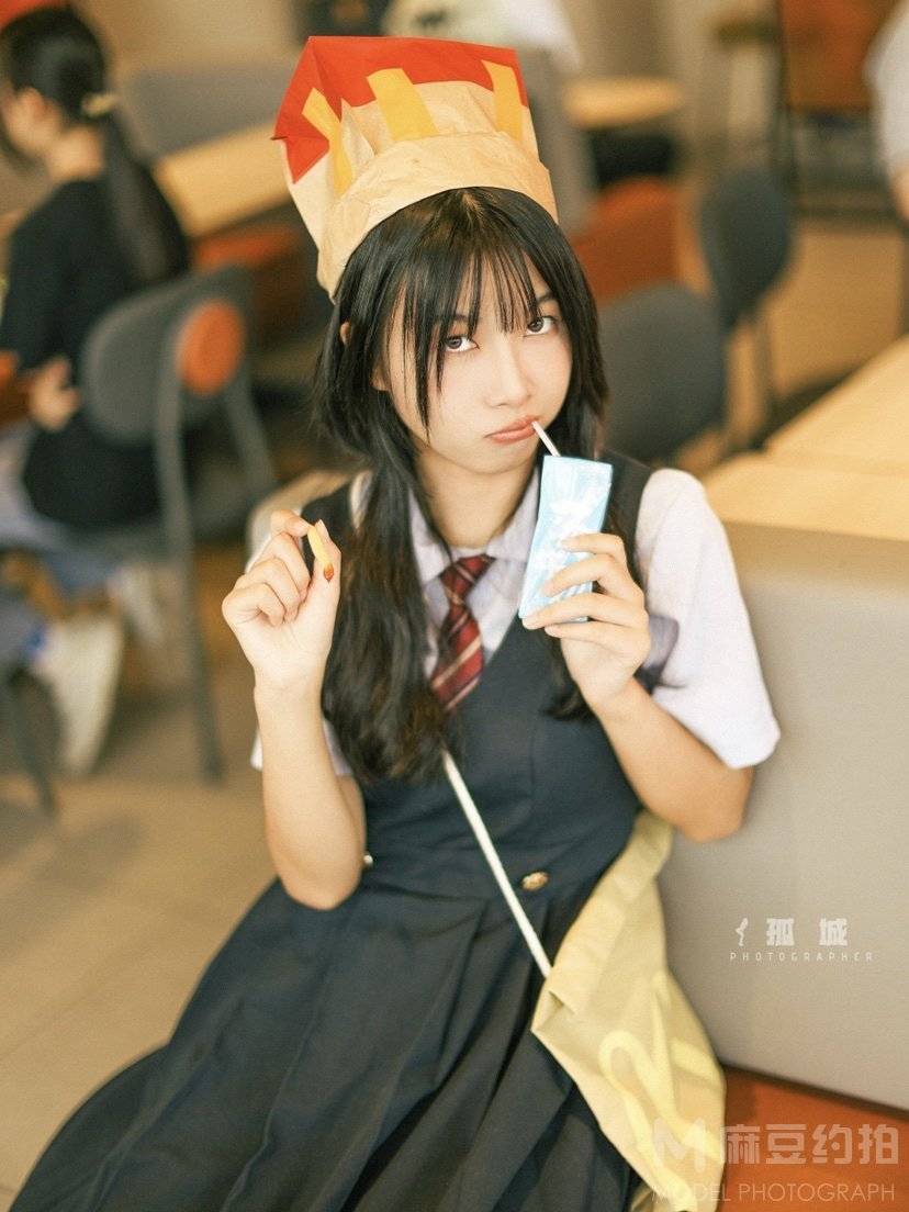 清新模特