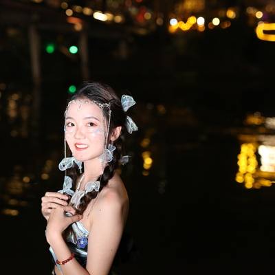 夜景模特