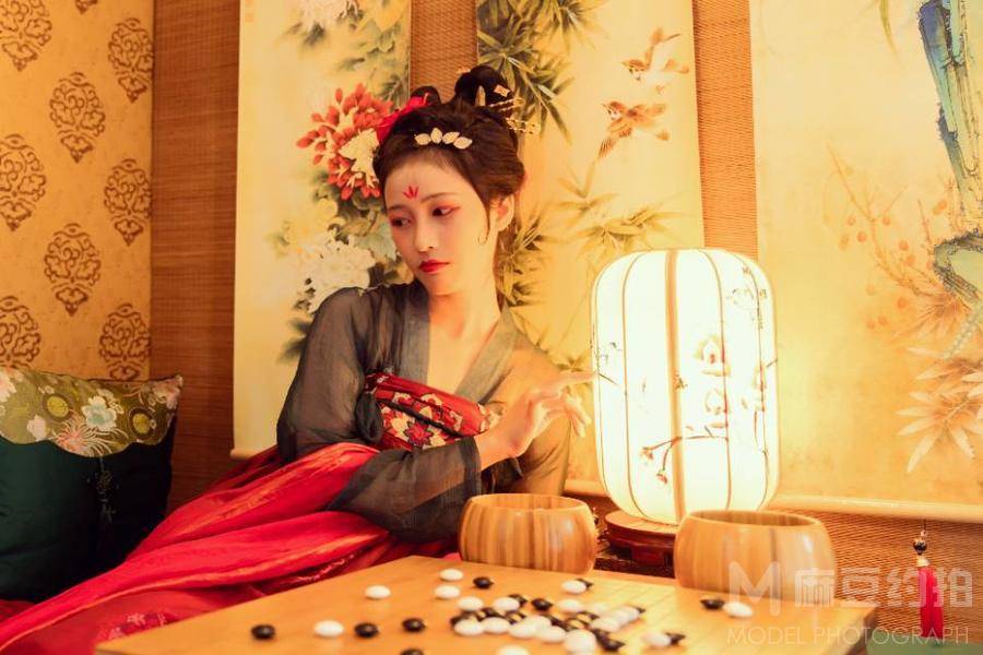 汉服模特