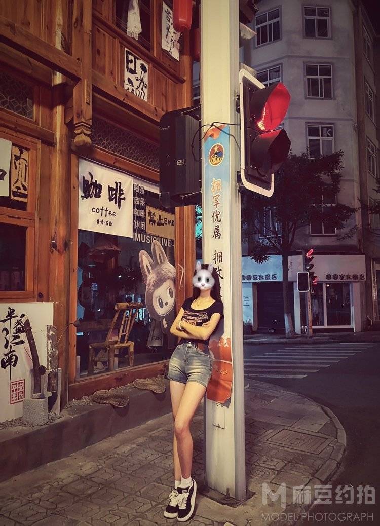 夜景模特