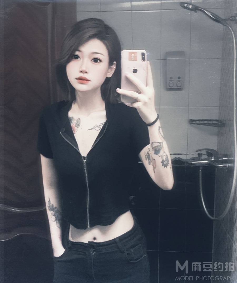 暗黑模特