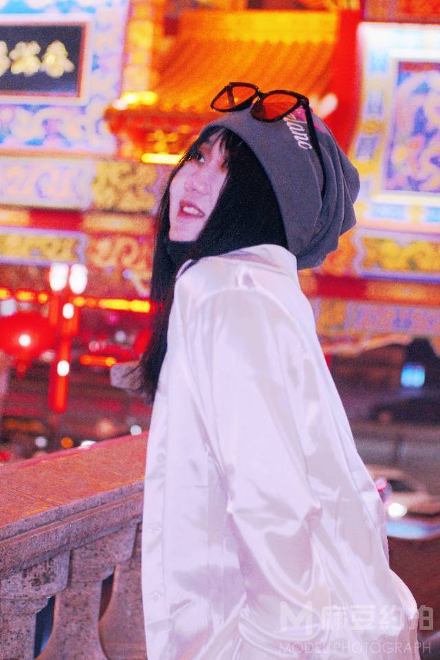 夜景模特