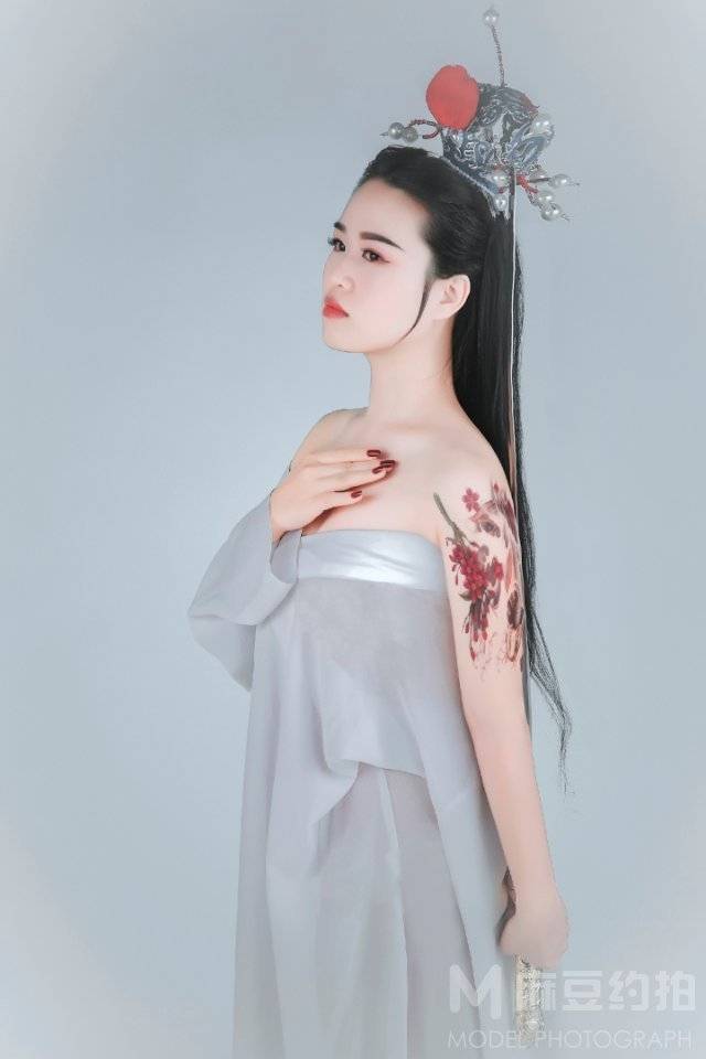 古风模特