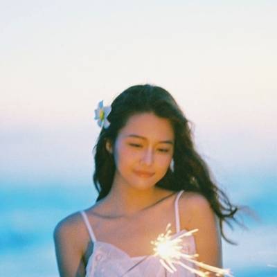 宝丽来模特