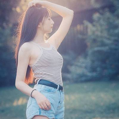 情绪模特