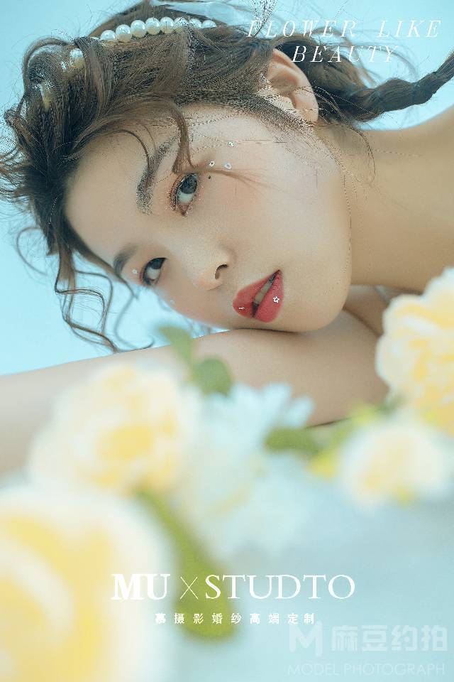 妆容模特