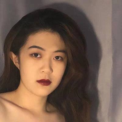 黑白模特