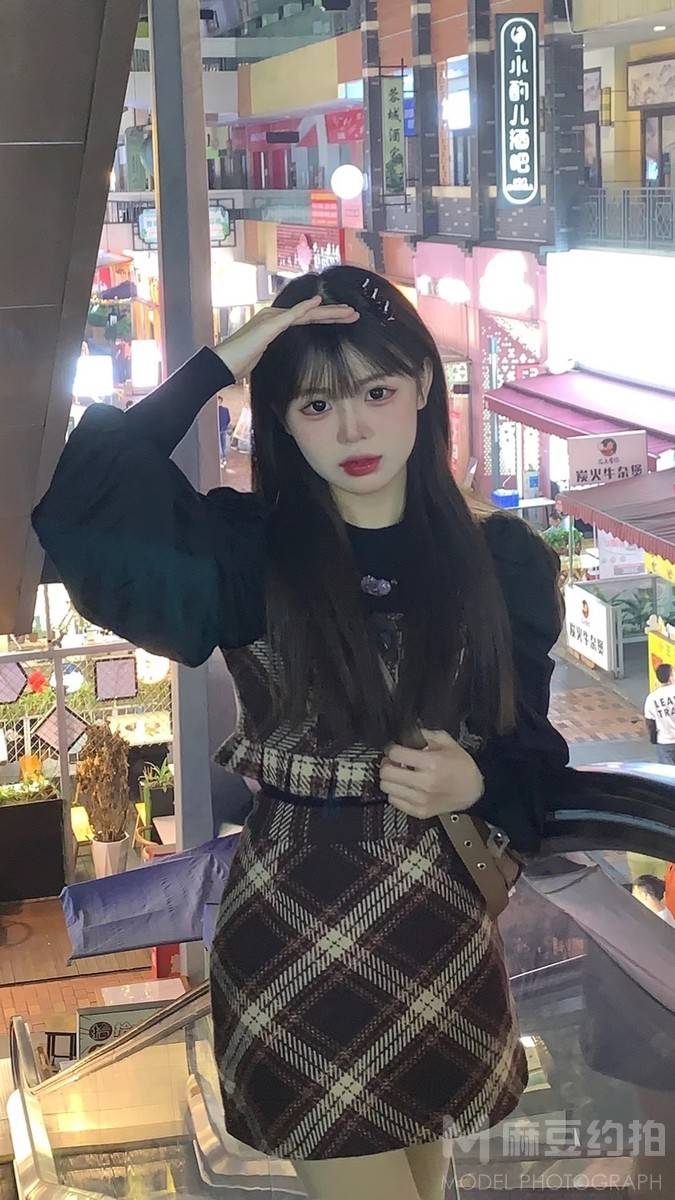 校园模特