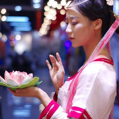 汉服模特