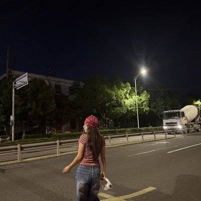 黑白模特