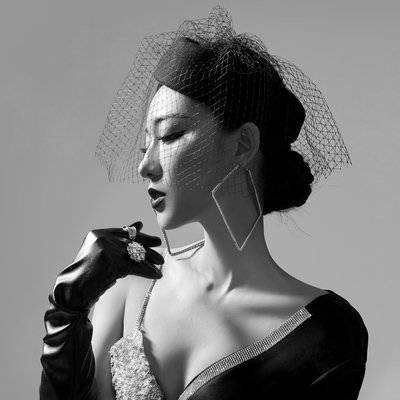 黑白模特