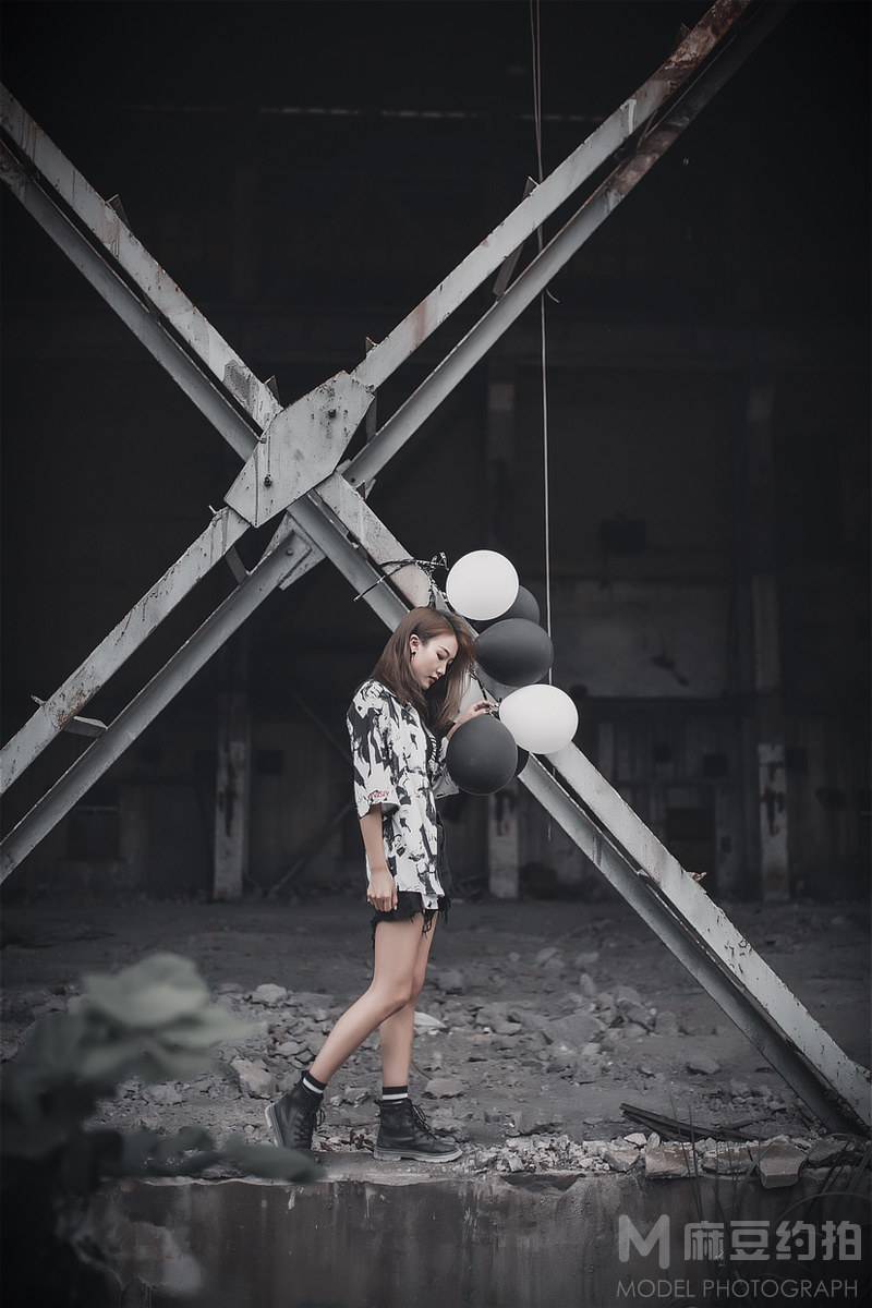 情绪模特