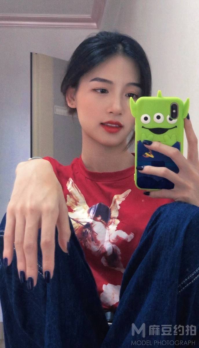 胶片模特