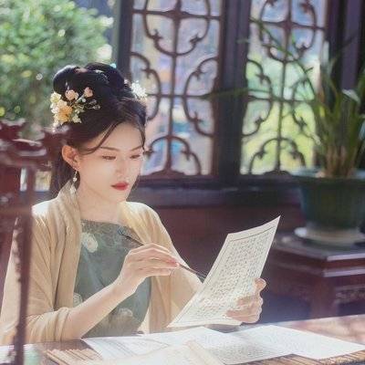 汉服模特