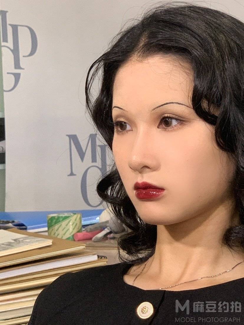 妆容模特