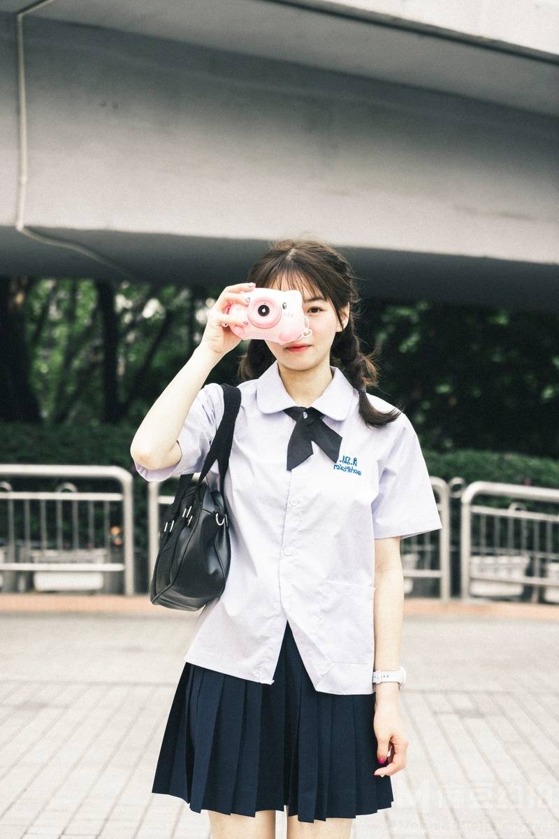 胶片模特