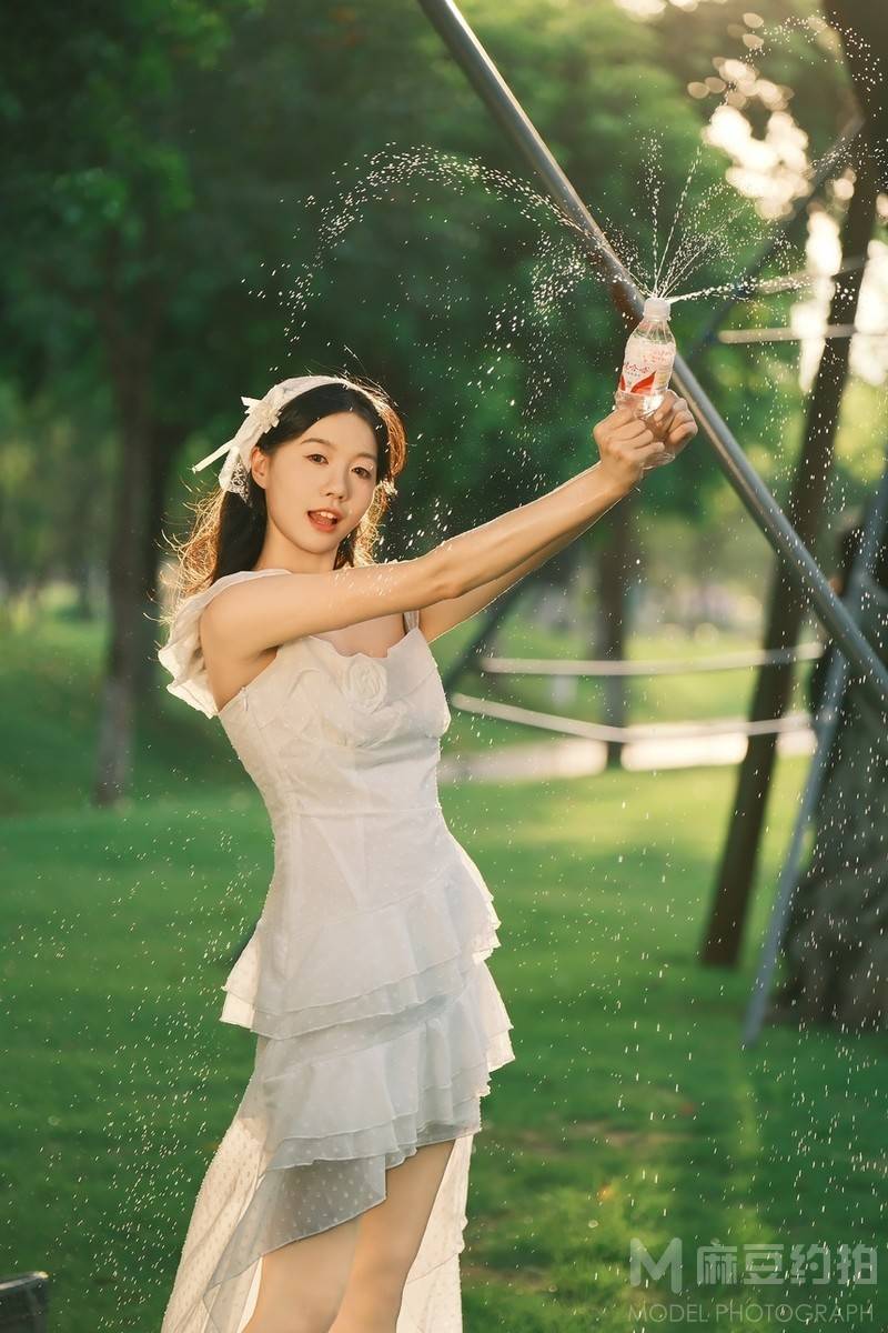 清新模特