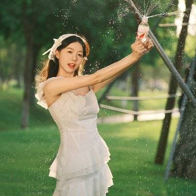 清新模特