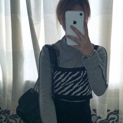 黑白模特