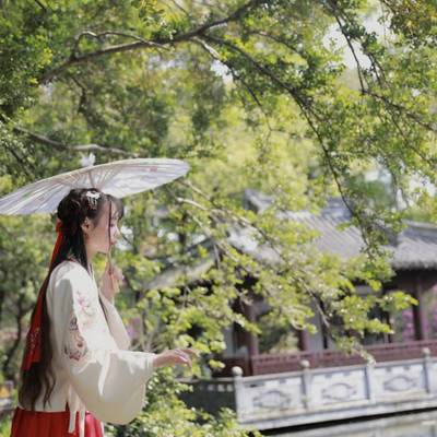 汉服模特