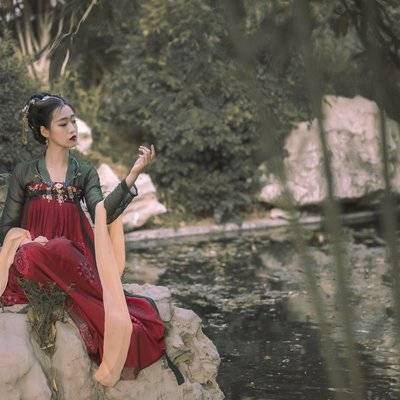 汉服模特